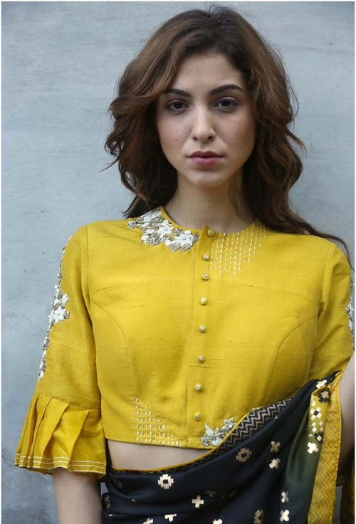 Half Sleeves Yellow Blouse Design