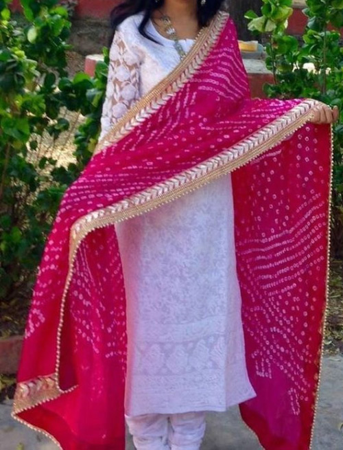 White Kurti And Pink Dupatta