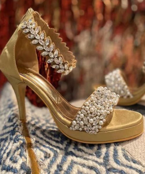 5 Gold Stilettos