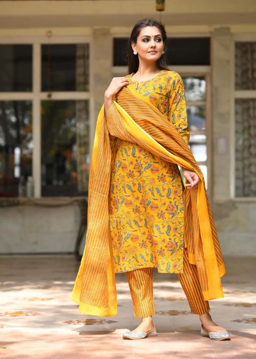 2 Yellow Floral Printed Salwar-Suit