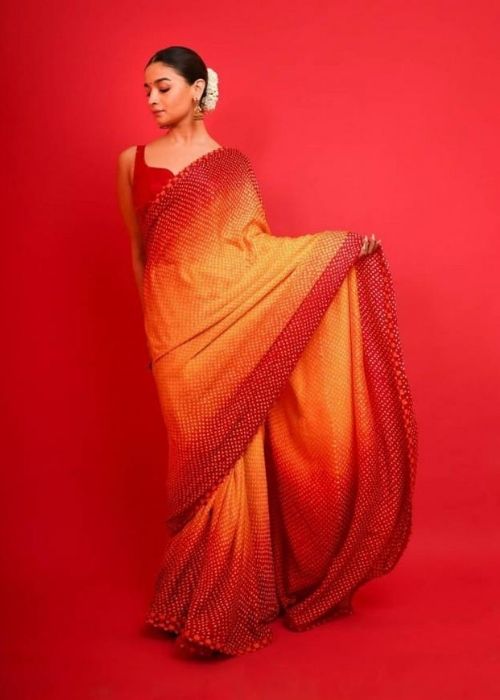 7 Red Saree Look