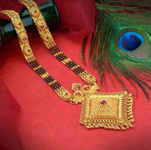 Diamond Shape Gold Mangalsutra