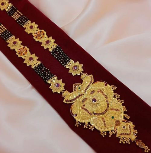Long Pendant Gold Mangalsutra