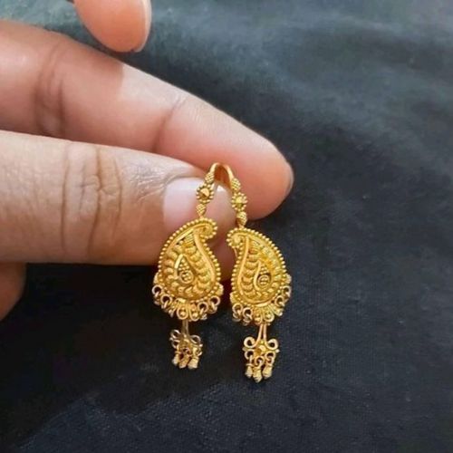  Paisley Shape Stud Gold Earrings