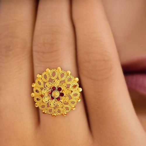  Circular Gold Ring