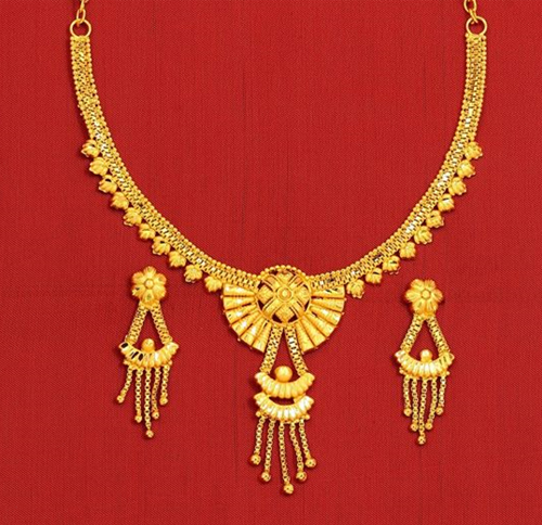 Latkan Pendant Gold Necklace