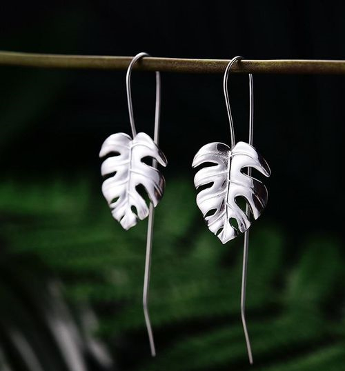 Leaf shape Sui Dhaga Earrings