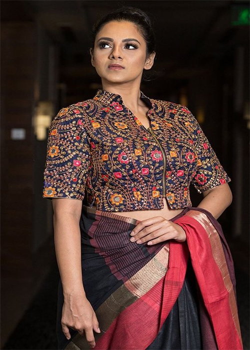 Stand Collar Kalamkari Blouse