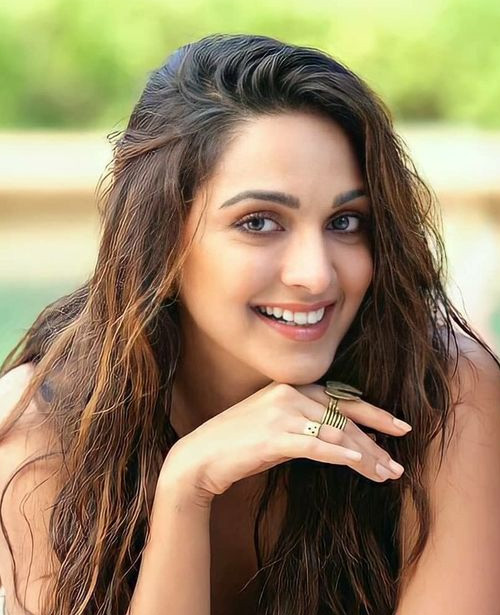 kiara advani smile