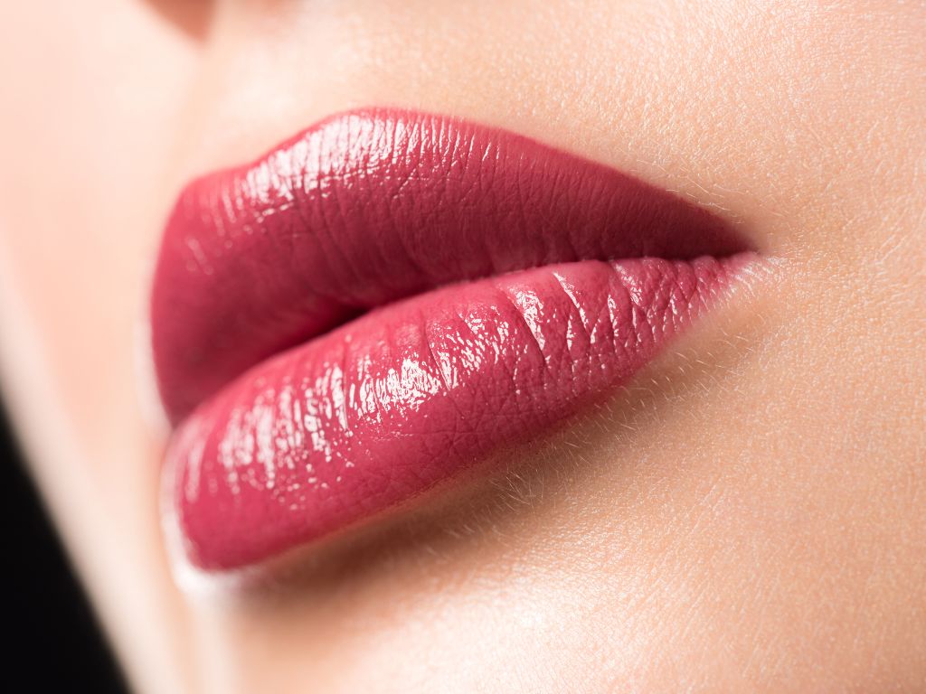nude shade lipstick